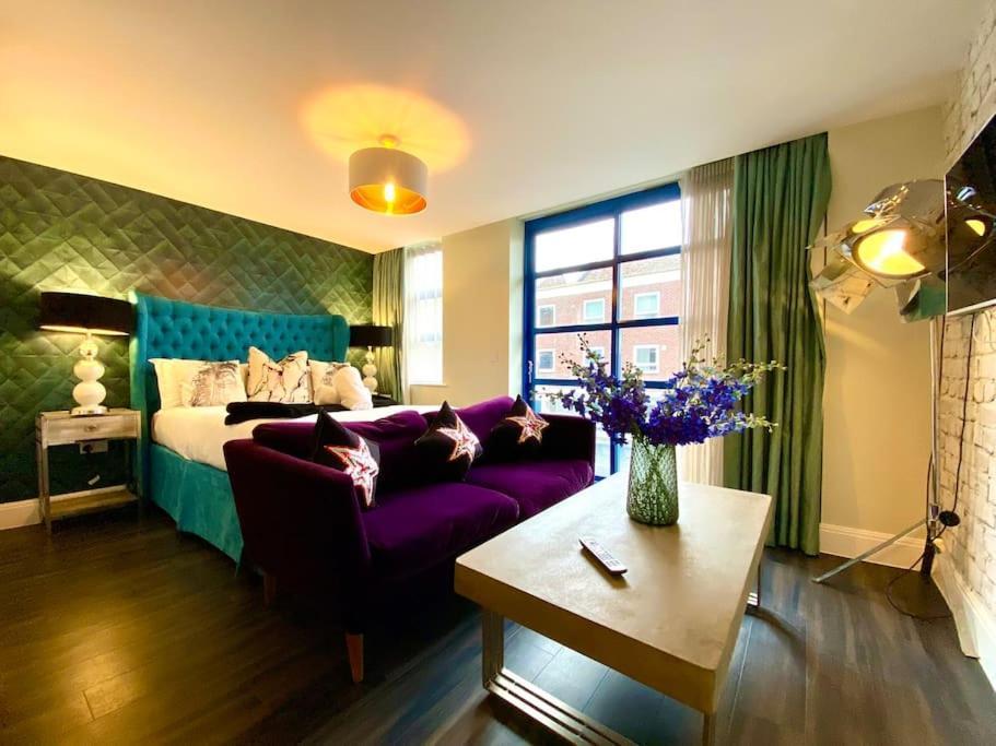 Stunning - Free Parking & Wifi! Apartamento Poole